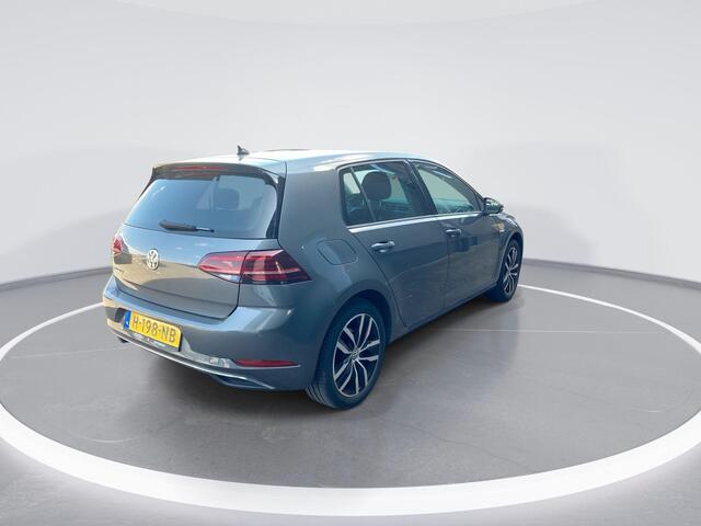 Volkswagen e-Golf E-DITION 100kW/136PK · Navigatie · Camera + Parkeersensoren · Keyless