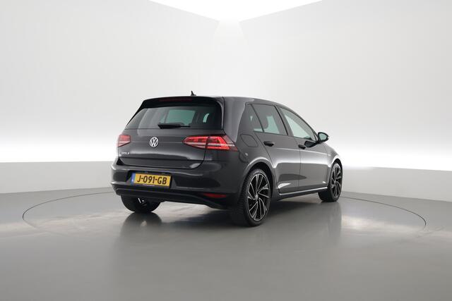 Volkswagen e-Golf | Navi | Stoelverw. | Apple CarPlay | PDC | LED | Cruise