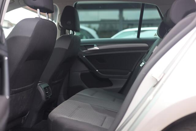 Volkswagen e-Golf I CARPLAY I ADAPTIEF CRUISE I LED
