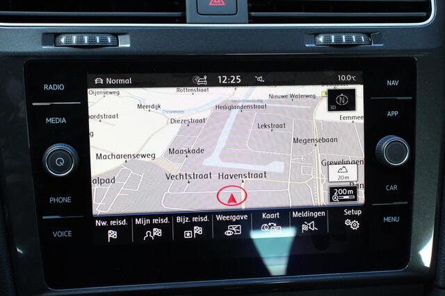 Volkswagen e-Golf Edition Volkswagen e-Golf e-Golf | Navigatie | Climate Control | Virtuele Cockpit | Full Led | Camera | Cruise control adaptief | Parkeer sensoren | Lichtmetalen Velgen |