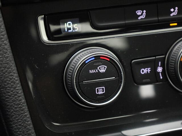 Volkswagen e-Golf 100kW/136PK E-DITION · Navigatie · Camera + Parkeersensoren · LED