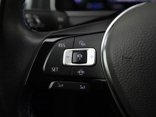 Volkswagen e-Golf 100kW/136PK E-DITION · Navigatie · Camera + Parkeersensoren · LED