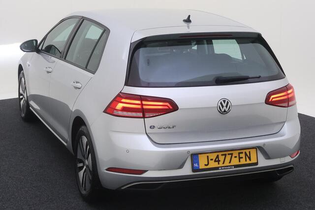 Volkswagen e-Golf E-DITION / ADAPT. CRUISE/ PARK. SENSOREN/ 16" LMV/ NAVI/ CLIMA