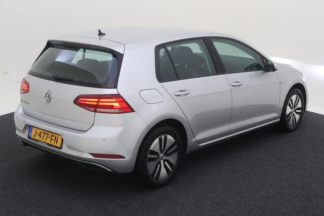 Volkswagen e-Golf E-DITION / ADAPT. CRUISE/ PARK. SENSOREN/ 16" LMV/ NAVI/ CLIMA