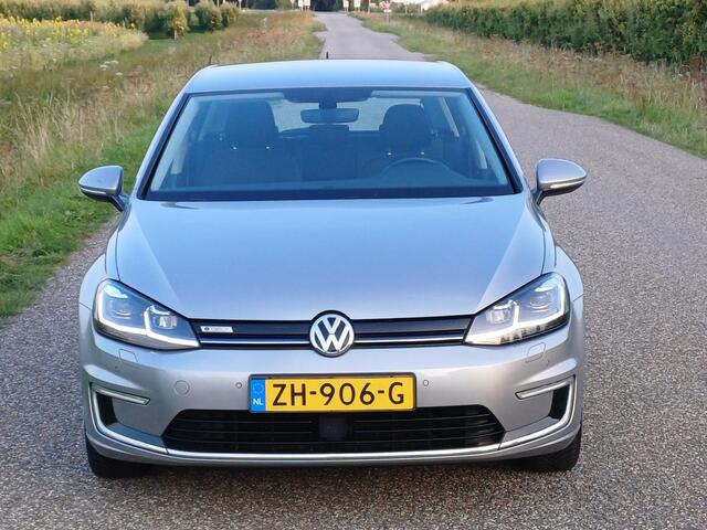 Volkswagen e-Golf e-Golf / Cruise control/ LED / Digidash