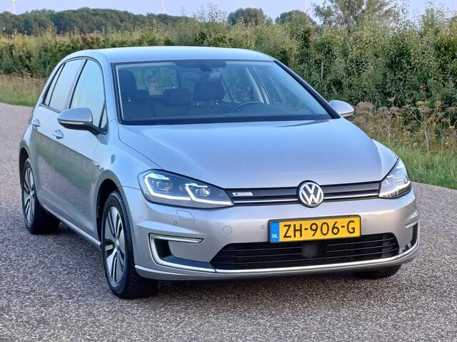 Volkswagen e-Golf e-Golf / Cruise control/ LED / Digidash