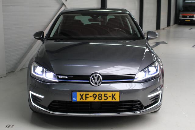 Volkswagen e-Golf E-Golf DSG | Airco | PDC+Camera | Leder | Side Assist |Stoelverw.