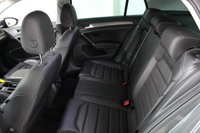 Volkswagen e-Golf E-Golf DSG | Airco | PDC+Camera | Leder | Side Assist |Stoelverw.