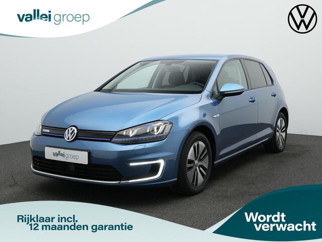 Volkswagen e-Golf 115 pk | Navigatie Discover Pro | Stoelverwarming | Adaptive Cruise | Parkeersensoren voor/achter