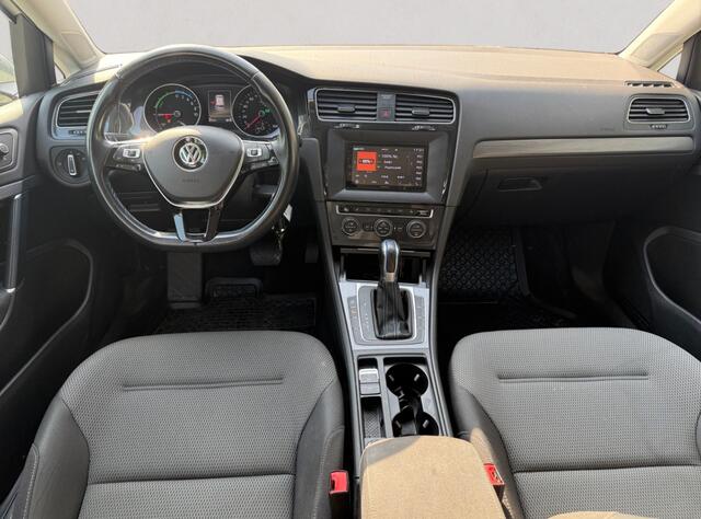 Volkswagen e-Golf VII Lim. Golf VII e-Golf