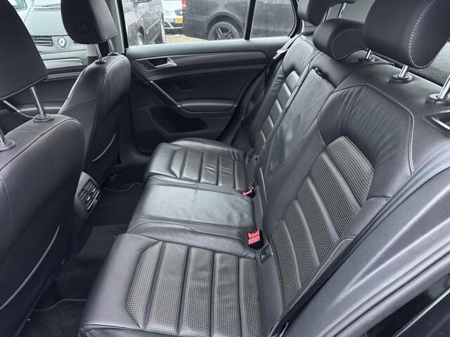 Volkswagen e-Golf e-Golf | Automaat | Navi | Camera | Lederen bekleding |