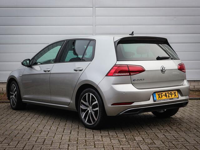 Volkswagen e-Golf e-Golf | Clima | Cruise | Navi | Pdc | 17 Inch | Led | Pdc voor/achter | 12