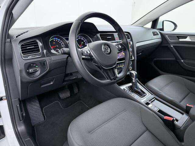 Volkswagen e-Golf Soh 90% Warmtepomp Adap.Cruise Control Navi Ecc Pdc Led Lmv Isofix Car-Net App-Connect Bluetooth Licht-/Regensensor Origineel Nederlandse Auto