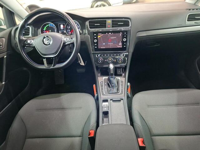 Volkswagen e-Golf E-DITION | 17" Madrid | Winterpakket | Binnenkort beschikbaar |