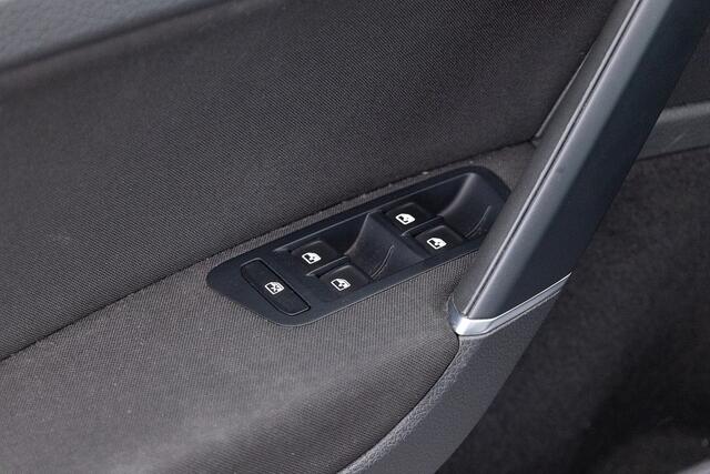 Volkswagen e-Golf E-DITION | VIRTUAL DASH | CAMERA | ECC | Full LED