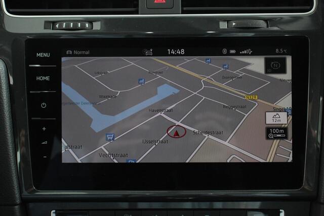 Volkswagen e-Golf Edition Automaat | Navigatie | Apple Carplay/Android Auto | Climate Control | Cruise Control | Lichtmetalen velgen 17" | Parkeer Sensoren V+A