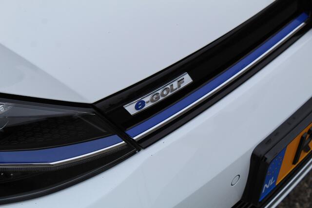 Volkswagen e-Golf E-DITION SoH 91% | Stoelverwarming | Carplay/Android auto