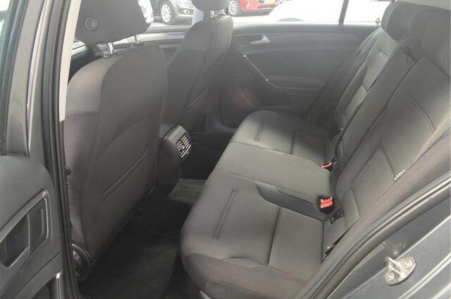 Volkswagen e-Golf e-Golf // NAVI // ADAPTIVE CRUISE // CAMERA // CLIMA // 140.000 km //