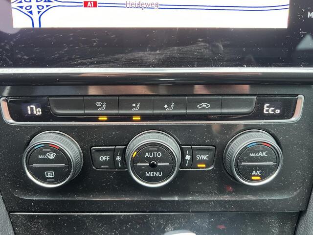 Volkswagen e-Golf E-DITION / AUTOMAAT/ PARK. SENSOREN + CAMERA/ CLIMATE/ LED/ NAVI/ CRUISE