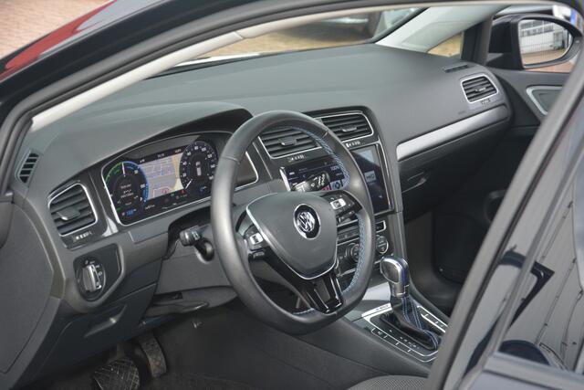 Volkswagen e-Golf | Navigatie | Virtual-cockpit | Carplay | Full LED | NL auto!! |