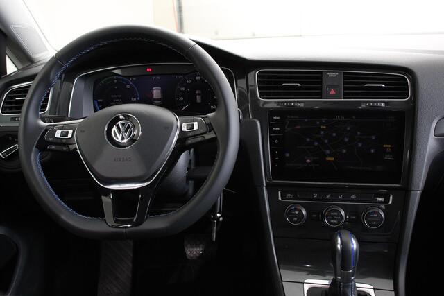 Volkswagen e-Golf Edition Automaat | Navigatie | Digitale Cockpit | Bluetooth | Cruise Control | Lichtmetalen Velgen | Camera | Parkeer Sensoren