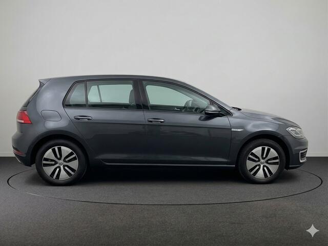 Volkswagen e-Golf E-DITION Automaat | 89% SOH | Adapt.Cruise | Clima | PDC Voor & Achter | Stoelverw. | Navigatie