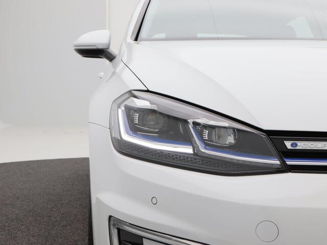 Volkswagen e-Golf E-DITION 136 Pk | Full LED | Parkeersensoren | Climatronic | Adaptive Cruise | Keyless | Navigatie | 16 Inch