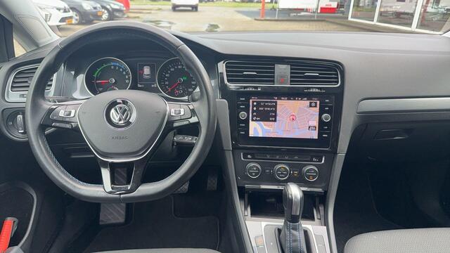 Volkswagen e-Golf E-DITION Soh 92% Apple Carplay/Android Auto/Warmtepomp /Volledig Dealer Onderhouden.