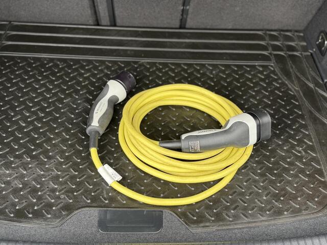 Volkswagen e-Golf E-DITION SOH 100% | DIGIT. DASHB. | STOEL, VOORRUIT VERW. | ONDERHOUD HIST. | CAMERA