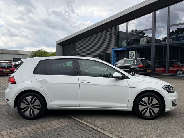 Volkswagen e-Golf E-DITION SOH 100% | DIGIT. DASHB. | STOEL, VOORRUIT VERW. | ONDERHOUD HIST. | CAMERA
