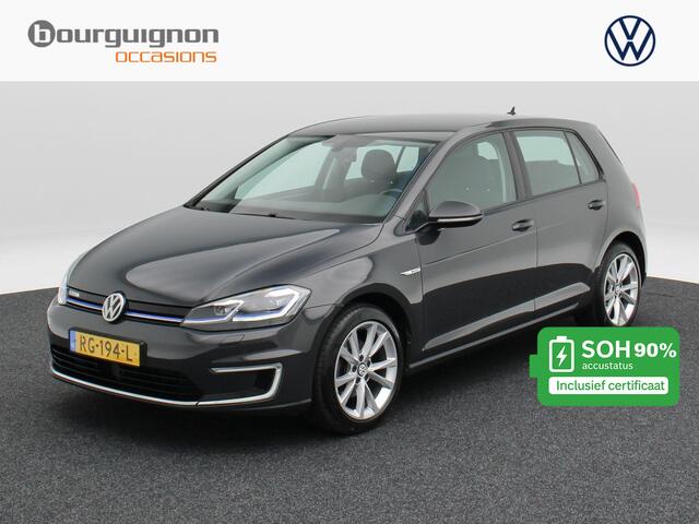 Volkswagen e-Golf 136 Pk Automaat | Full LED | Stoelverwarming | Adaptive Cruise | Climatronic | Warmte Pomp | Navigatie | CarPlay | 17 Inch | 136.295 Km !!