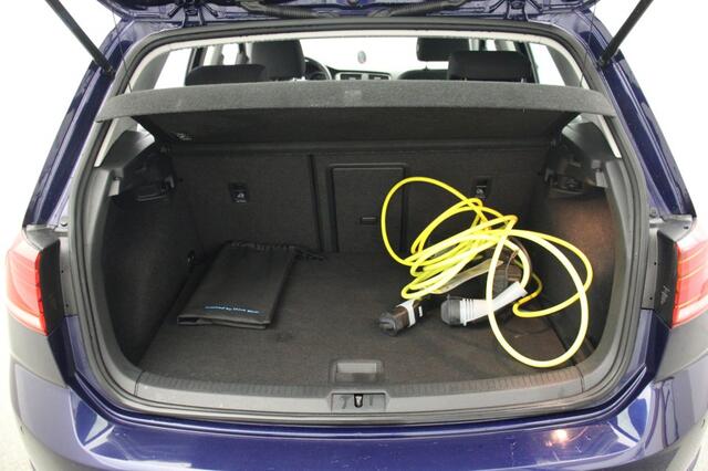 Volkswagen e-Golf Carplay, Camera, Clima, Navi