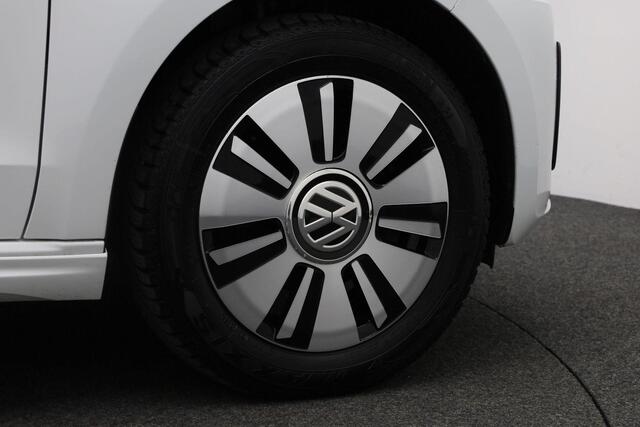 Volkswagen e-Up e-Up! 82 pk | Stoelverwarming | Climatronic | Navigatie via App | Verwarmbare voorruit