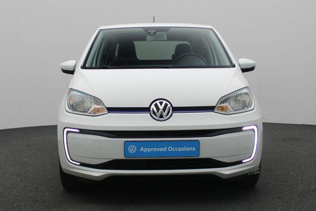 Volkswagen e-Up e-Up! 82 pk | Stoelverwarming | Climatronic | Navigatie via App | Verwarmbare voorruit