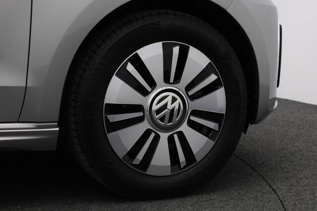 Volkswagen e-Up e-Up! 82 pk | Stoelverwarming | Parkeersensoren achter | Navigatie via App | Cruise Control
