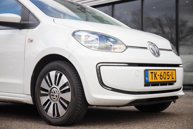 Volkswagen e-Up e-Up! 82pk 5D | PDC | 15" | Stoelverw. | Cruise | Voorruitverw.