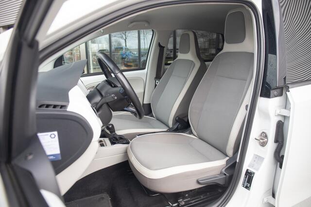 Volkswagen e-Up e-Up! 82pk 5D | PDC | 15" | Stoelverw. | Cruise | Voorruitverw.