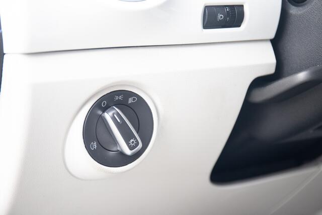 Volkswagen e-Up e-Up! 82pk 5D | PDC | 15" | Stoelverw. | Cruise | Voorruitverw.