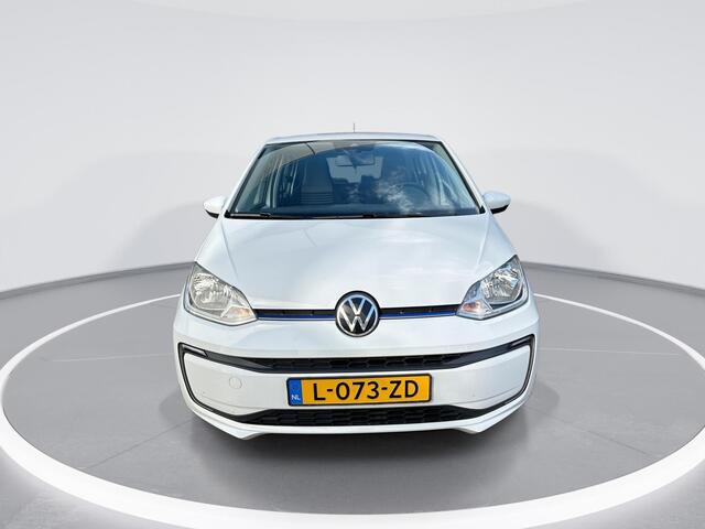 Volkswagen e-Up e-Up! Style 83pk · Camera · Cruise Control · Stoelverwarming · P-Sensoren · Clima · Verwarmde Voorruit · DAB Radio ·