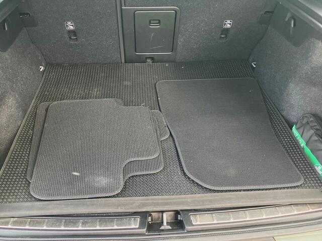 Volvo C40 Recharge Twin Ultimate 78 kWh 25365KM! VOL! 1e eig.!