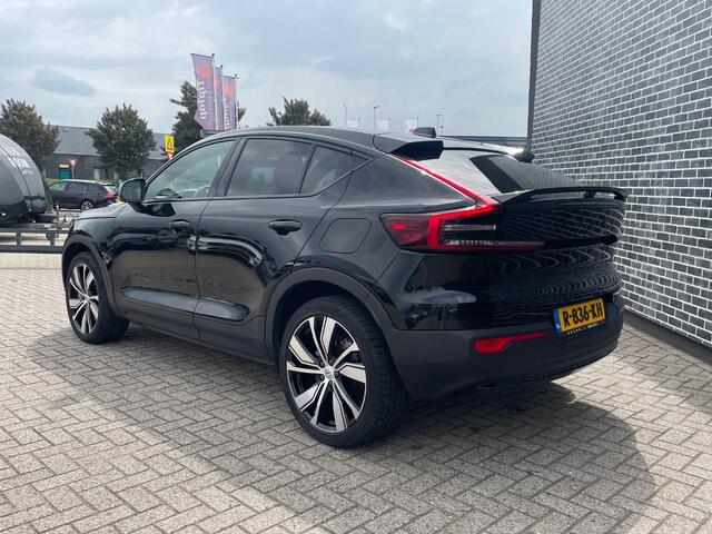 Volvo C40 Recharge Plus 69 kWh | Google | Trekhaak | Stoel- / Stuurverarming | Camera | Keylles Entry | Panoramadak | Warmtepomp | Adaptive Cruise Control | Zitverlenging | Park Assist | Getint Glas