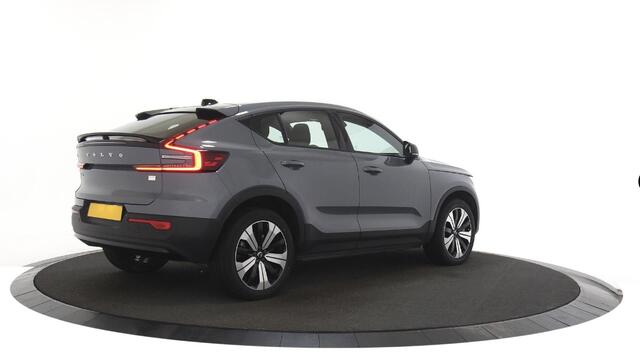 Volvo C40 Single Motor Core 69 kWh Panoramadak / Carplay / Camera