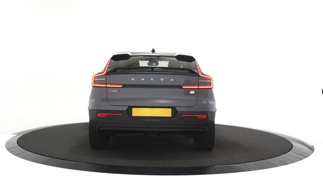 Volvo C40 Single Motor Core 69 kWh Panoramadak / Carplay / Camera
