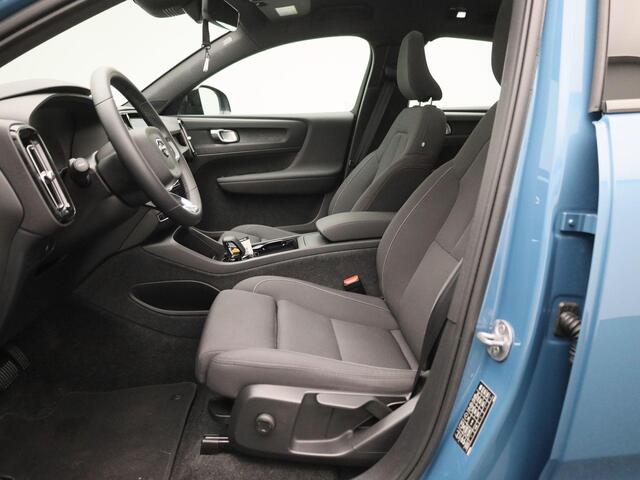 Volvo C40 Recharge Extended Range Plus | Adaptive Cruise Control | Achteruitrijcamera | Allseason Banden | Stoel- en Stuurverwarming | Keyless | Apple Carplay/Android Auto | Elektrische Koffersluiting | Glazen dak