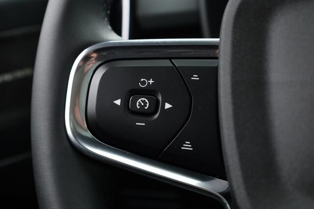 Volvo C40 Recharge Twin Ultimate 78 kWh | 408pk | Pano | Elek. Trekhaak | H&K Audio | 360cam | Stoel- Stuurverw.