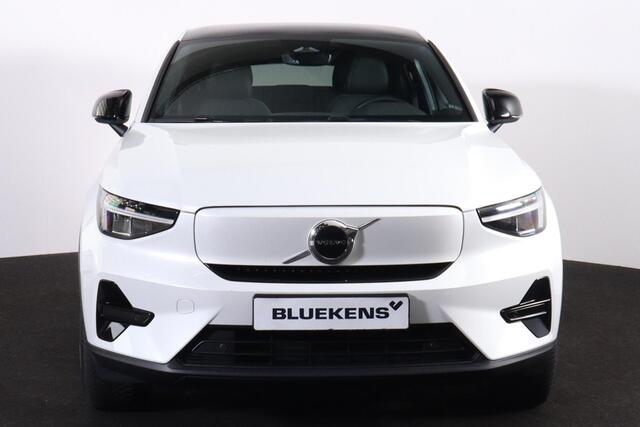 Volvo C40 Plus 69 kWh - Panoramadak - IntelliSafe Assist & Surround - Parkeercamera achter - Verwarmde voorstoelen & stuur - Parkeersensoren voor & achter - Warmtepomp - Draadloze tel. lader - Extra getint glas - 20' LMV
