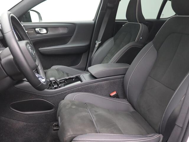 Volvo C40 Recharge Twin Ultimate 78 kWh 408PK Aut. SOH 92,15%, Panoramadak, Trekhaak, Harman Kardon Audio, Achteruitrijcamera, 20" LM Velgen, Memorystoel, Elektr. Achterklep, Stoel-Stuurverwarming, Adaptieve Cruise Controle