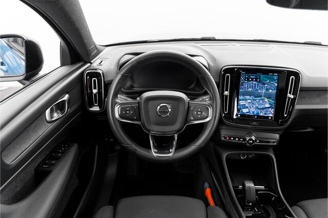 Volvo C40 Recharge Core 69 kWh Panoramadak