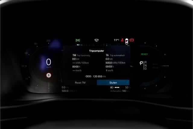 Volvo C40 Recharge Core 69 kWh Panoramadak