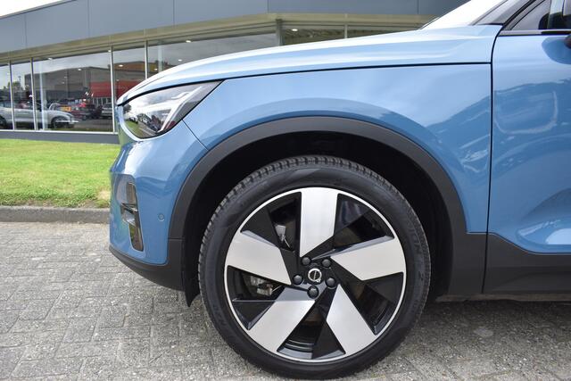 Volvo C40 Recharge 408PK Twin Intro Edition 78 kWh | 20" LMV | Trekhaak | Harman/Kardon | Getint glas | Panoramadak | Elektrische Stoelen |